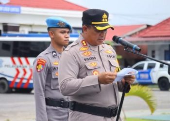 Pastikan Keamanan Dalam TPS, Kapolres Winarno Cek Kesiapan Anggota