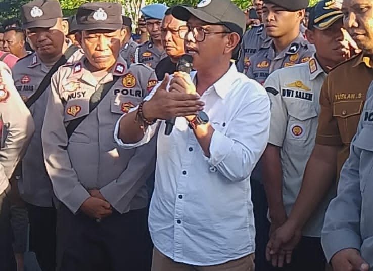 GPRP Gelar Demo Meminta Ketua KPU Pohuwato Firman Ikhwan Mundur Dari Jabatannya