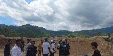 Dua Desa di Dengilo Bersama Pemerintah kecamatan dan Polsek Melakukan Himbauan Terhadap Pelaku Usaha